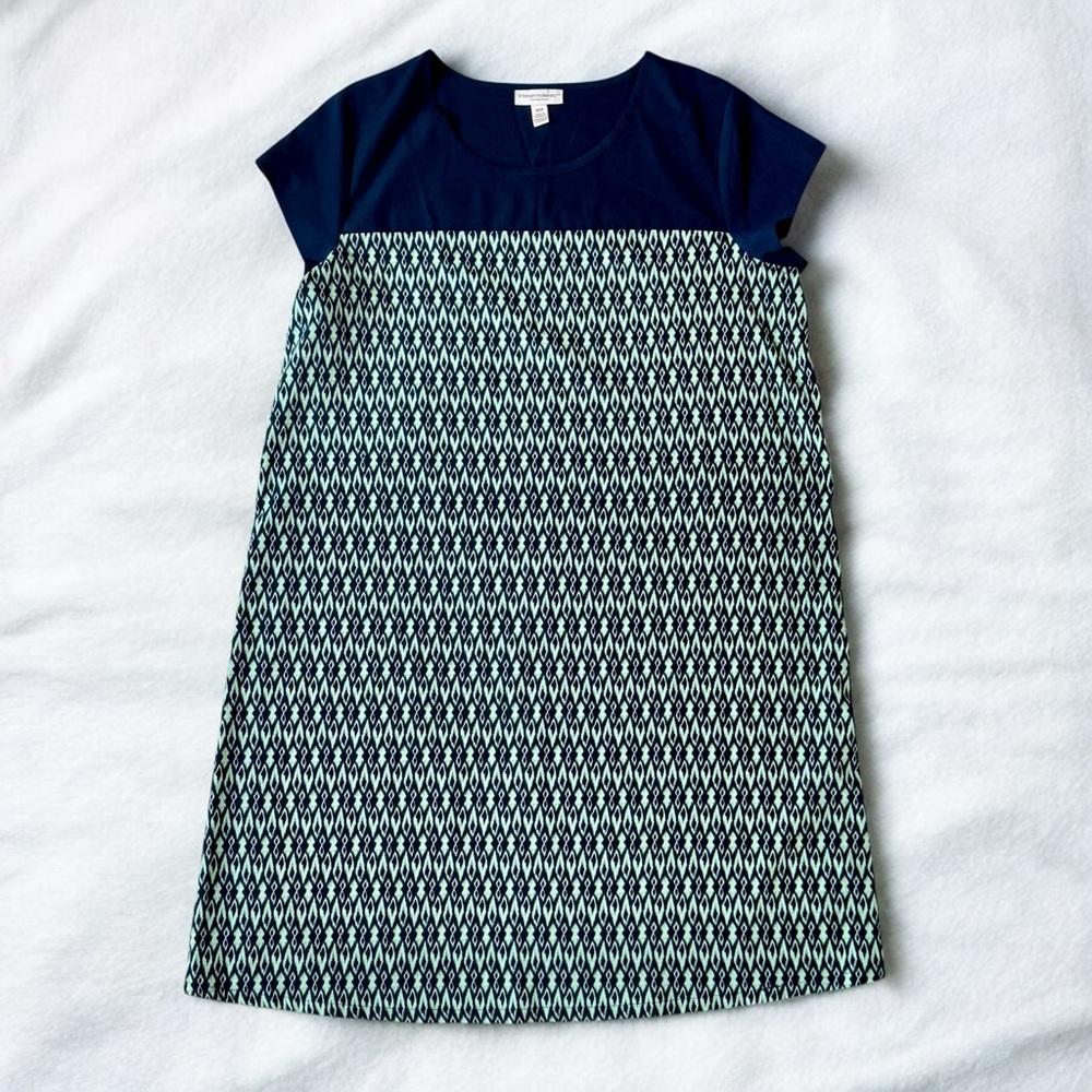 Maternity Dress Women's Medium Blue Green Liz Lange Shift Lightweight NEW Flowy